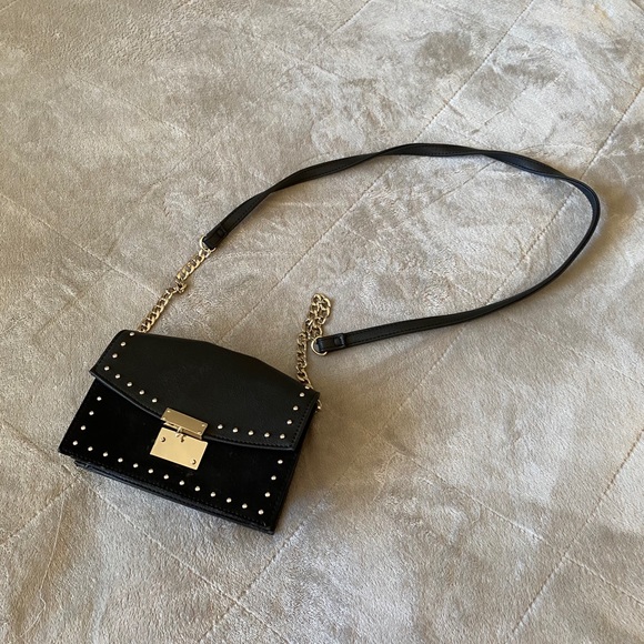 Purses - Picture 3 of 4